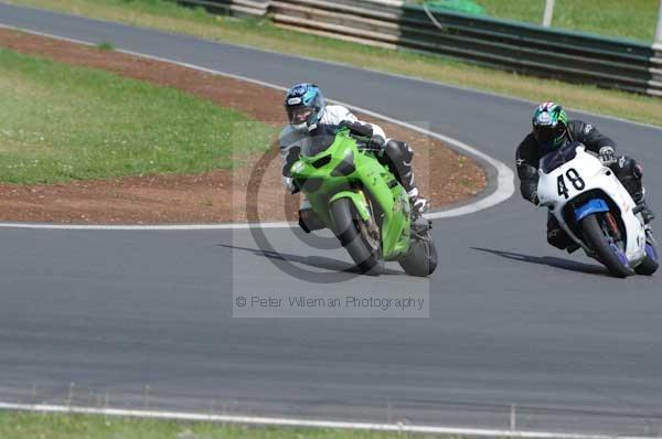 enduro digital images, endurodigitalimages, event digital images, eventdigitalimages, no limits, peter wileman photography, racing digital images, trackday digital images, trackday photos, vmcc banbury run