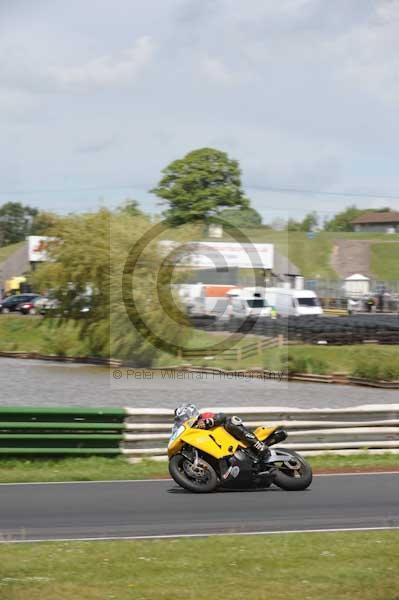 enduro digital images, endurodigitalimages, event digital images, eventdigitalimages, no limits, peter wileman photography, racing digital images, trackday digital images, trackday photos, vmcc banbury run