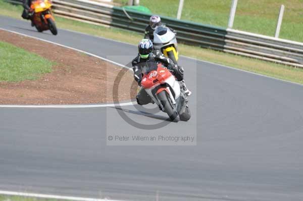 enduro digital images, endurodigitalimages, event digital images, eventdigitalimages, no limits, peter wileman photography, racing digital images, trackday digital images, trackday photos, vmcc banbury run