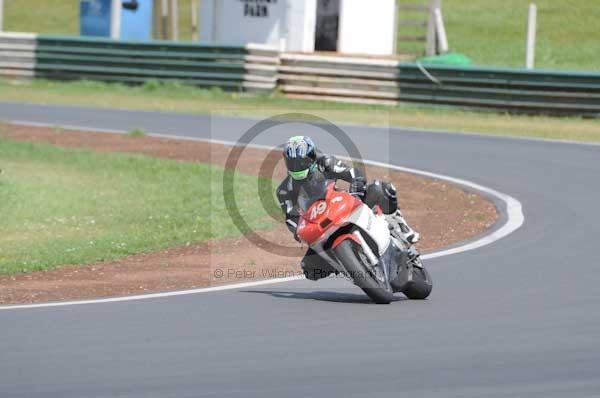 enduro digital images, endurodigitalimages, event digital images, eventdigitalimages, no limits, peter wileman photography, racing digital images, trackday digital images, trackday photos, vmcc banbury run