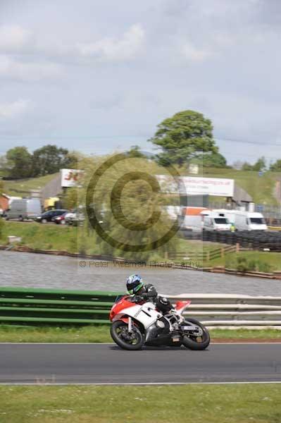 enduro digital images, endurodigitalimages, event digital images, eventdigitalimages, no limits, peter wileman photography, racing digital images, trackday digital images, trackday photos, vmcc banbury run