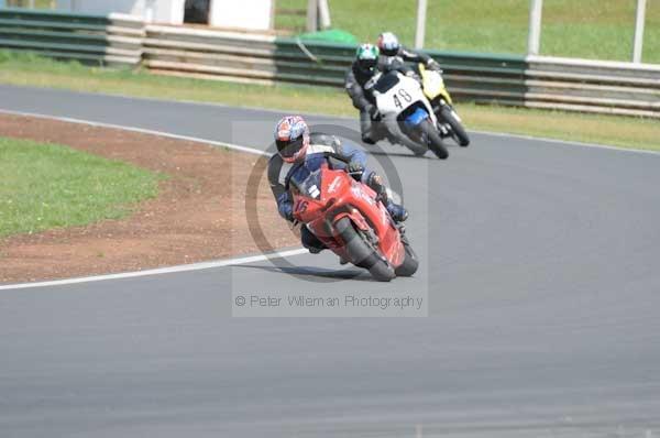 enduro digital images, endurodigitalimages, event digital images, eventdigitalimages, no limits, peter wileman photography, racing digital images, trackday digital images, trackday photos, vmcc banbury run