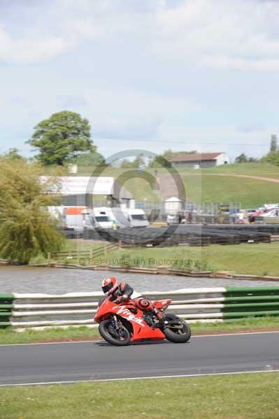 enduro digital images, endurodigitalimages, event digital images, eventdigitalimages, no limits, peter wileman photography, racing digital images, trackday digital images, trackday photos, vmcc banbury run