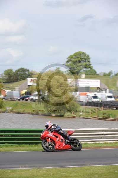 enduro digital images, endurodigitalimages, event digital images, eventdigitalimages, no limits, peter wileman photography, racing digital images, trackday digital images, trackday photos, vmcc banbury run