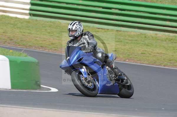 enduro digital images, endurodigitalimages, event digital images, eventdigitalimages, no limits, peter wileman photography, racing digital images, trackday digital images, trackday photos, vmcc banbury run