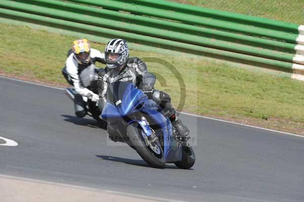 enduro digital images, endurodigitalimages, event digital images, eventdigitalimages, no limits, peter wileman photography, racing digital images, trackday digital images, trackday photos, vmcc banbury run