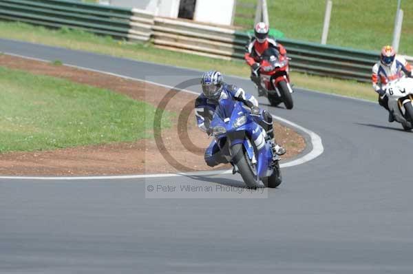 enduro digital images, endurodigitalimages, event digital images, eventdigitalimages, no limits, peter wileman photography, racing digital images, trackday digital images, trackday photos, vmcc banbury run