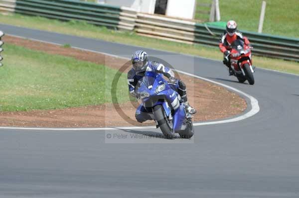 enduro digital images, endurodigitalimages, event digital images, eventdigitalimages, no limits, peter wileman photography, racing digital images, trackday digital images, trackday photos, vmcc banbury run