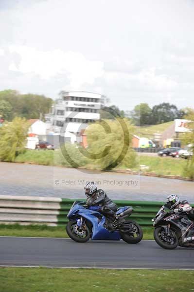 enduro digital images, endurodigitalimages, event digital images, eventdigitalimages, no limits, peter wileman photography, racing digital images, trackday digital images, trackday photos, vmcc banbury run