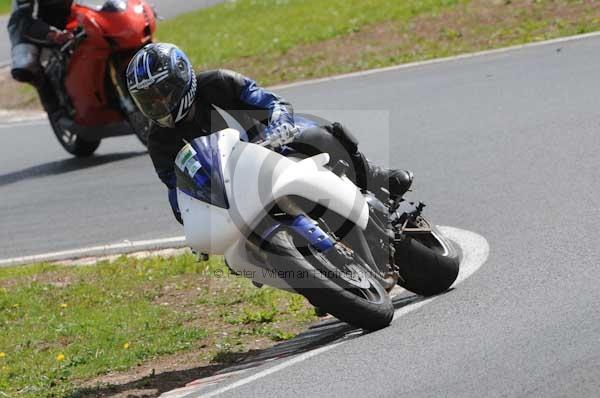 enduro digital images, endurodigitalimages, event digital images, eventdigitalimages, no limits, peter wileman photography, racing digital images, trackday digital images, trackday photos, vmcc banbury run