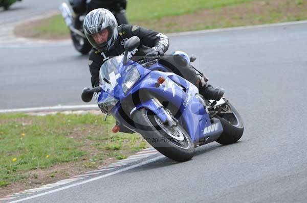 enduro digital images, endurodigitalimages, event digital images, eventdigitalimages, no limits, peter wileman photography, racing digital images, trackday digital images, trackday photos, vmcc banbury run