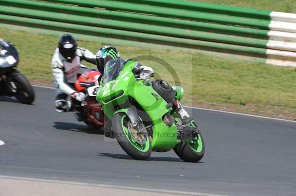 enduro digital images, endurodigitalimages, event digital images, eventdigitalimages, no limits, peter wileman photography, racing digital images, trackday digital images, trackday photos, vmcc banbury run