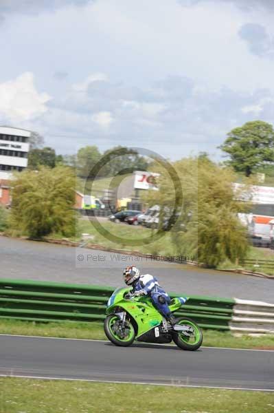 enduro digital images, endurodigitalimages, event digital images, eventdigitalimages, no limits, peter wileman photography, racing digital images, trackday digital images, trackday photos, vmcc banbury run