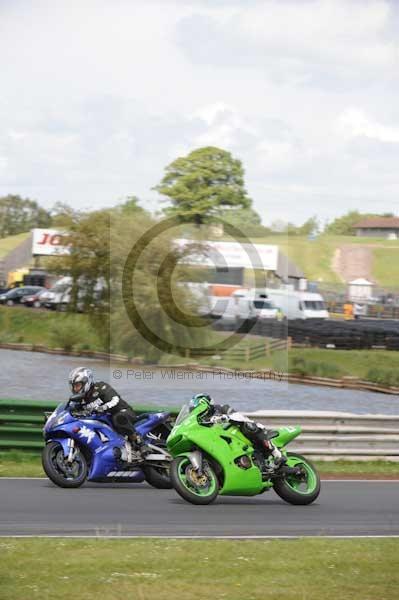 enduro digital images, endurodigitalimages, event digital images, eventdigitalimages, no limits, peter wileman photography, racing digital images, trackday digital images, trackday photos, vmcc banbury run