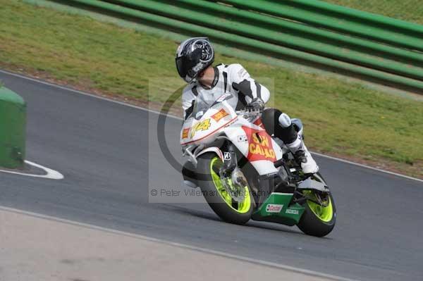 enduro digital images, endurodigitalimages, event digital images, eventdigitalimages, no limits, peter wileman photography, racing digital images, trackday digital images, trackday photos, vmcc banbury run