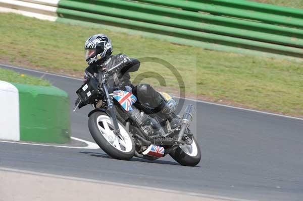 enduro digital images, endurodigitalimages, event digital images, eventdigitalimages, no limits, peter wileman photography, racing digital images, trackday digital images, trackday photos, vmcc banbury run