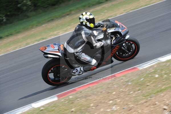 enduro digital images, endurodigitalimages, event digital images, eventdigitalimages, no limits, peter wileman photography, racing digital images, trackday digital images, trackday photos, vmcc banbury run