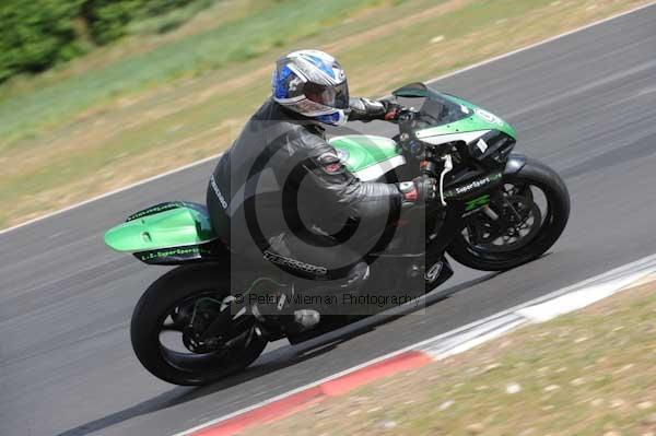 enduro digital images, endurodigitalimages, event digital images, eventdigitalimages, no limits, peter wileman photography, racing digital images, trackday digital images, trackday photos, vmcc banbury run