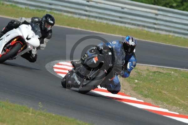 enduro digital images, endurodigitalimages, event digital images, eventdigitalimages, no limits, peter wileman photography, racing digital images, trackday digital images, trackday photos, vmcc banbury run