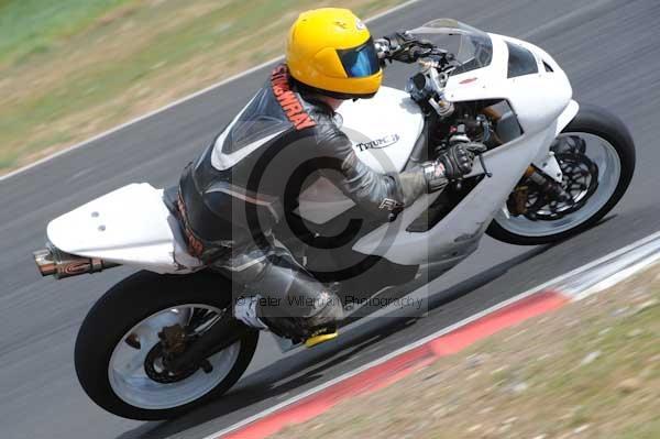 enduro digital images, endurodigitalimages, event digital images, eventdigitalimages, no limits, peter wileman photography, racing digital images, trackday digital images, trackday photos, vmcc banbury run