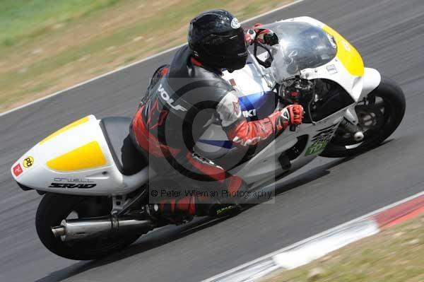 enduro digital images, endurodigitalimages, event digital images, eventdigitalimages, no limits, peter wileman photography, racing digital images, trackday digital images, trackday photos, vmcc banbury run