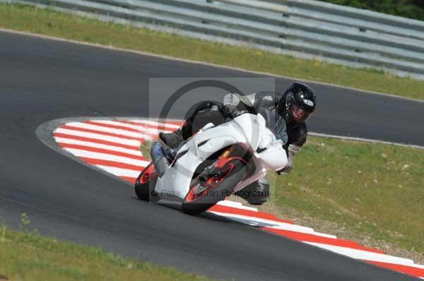 enduro digital images, endurodigitalimages, event digital images, eventdigitalimages, no limits, peter wileman photography, racing digital images, trackday digital images, trackday photos, vmcc banbury run