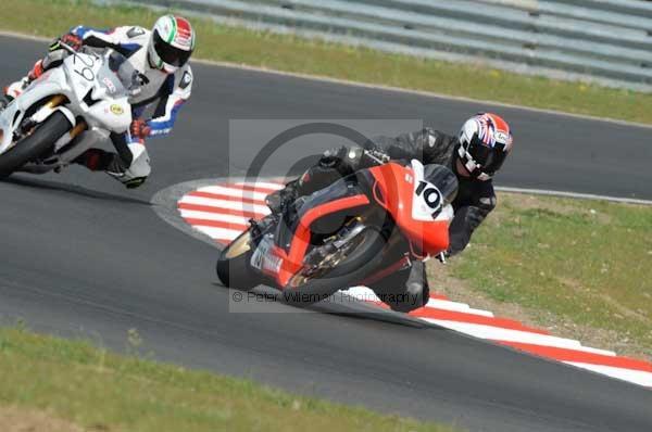 enduro digital images, endurodigitalimages, event digital images, eventdigitalimages, no limits, peter wileman photography, racing digital images, trackday digital images, trackday photos, vmcc banbury run