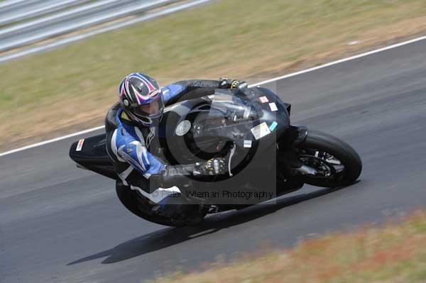 enduro digital images, endurodigitalimages, event digital images, eventdigitalimages, no limits, peter wileman photography, racing digital images, trackday digital images, trackday photos, vmcc banbury run