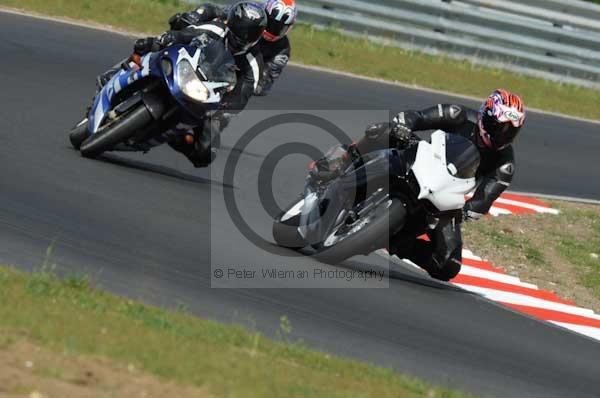 enduro digital images, endurodigitalimages, event digital images, eventdigitalimages, no limits, peter wileman photography, racing digital images, trackday digital images, trackday photos, vmcc banbury run