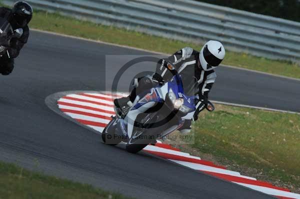 enduro digital images, endurodigitalimages, event digital images, eventdigitalimages, no limits, peter wileman photography, racing digital images, trackday digital images, trackday photos, vmcc banbury run