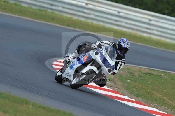 enduro digital images, endurodigitalimages, event digital images, eventdigitalimages, no limits, peter wileman photography, racing digital images, trackday digital images, trackday photos, vmcc banbury run