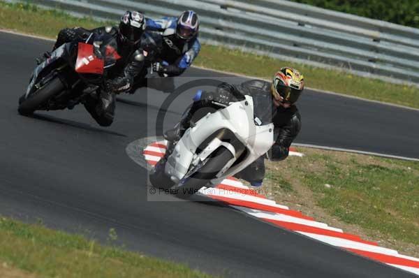 enduro digital images, endurodigitalimages, event digital images, eventdigitalimages, no limits, peter wileman photography, racing digital images, trackday digital images, trackday photos, vmcc banbury run