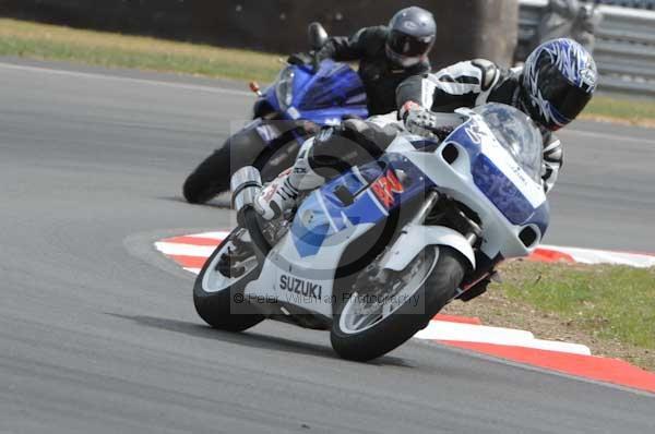 enduro digital images, endurodigitalimages, event digital images, eventdigitalimages, no limits, peter wileman photography, racing digital images, trackday digital images, trackday photos, vmcc banbury run