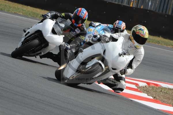 enduro digital images, endurodigitalimages, event digital images, eventdigitalimages, no limits, peter wileman photography, racing digital images, trackday digital images, trackday photos, vmcc banbury run