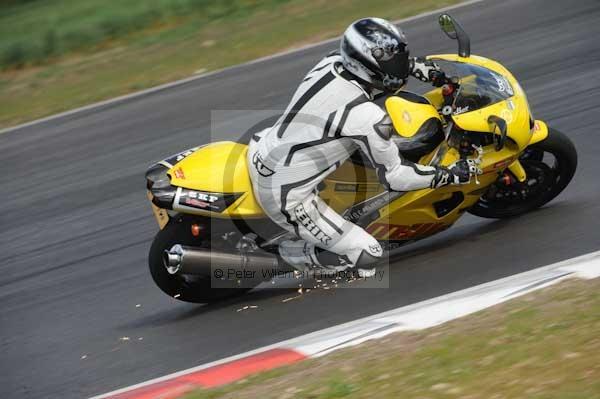 enduro digital images, endurodigitalimages, event digital images, eventdigitalimages, no limits, peter wileman photography, racing digital images, trackday digital images, trackday photos, vmcc banbury run