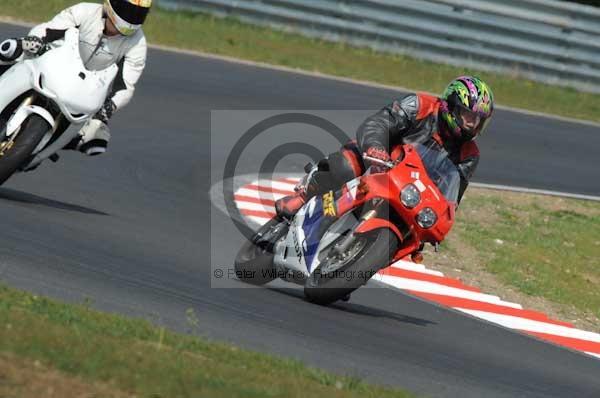 enduro digital images, endurodigitalimages, event digital images, eventdigitalimages, no limits, peter wileman photography, racing digital images, trackday digital images, trackday photos, vmcc banbury run