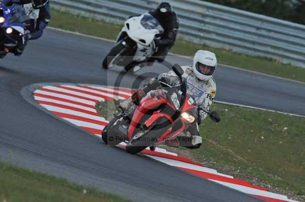 enduro digital images, endurodigitalimages, event digital images, eventdigitalimages, no limits, peter wileman photography, racing digital images, trackday digital images, trackday photos, vmcc banbury run