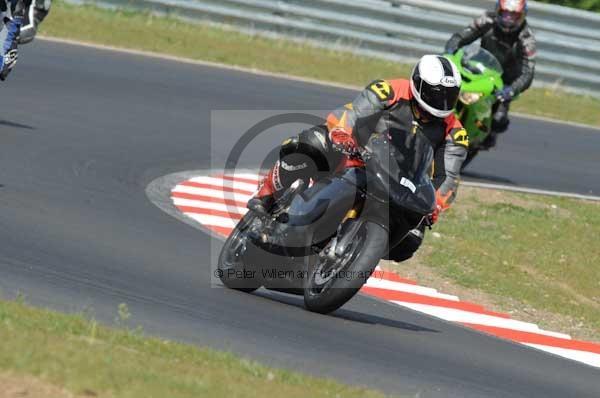 enduro digital images, endurodigitalimages, event digital images, eventdigitalimages, no limits, peter wileman photography, racing digital images, trackday digital images, trackday photos, vmcc banbury run