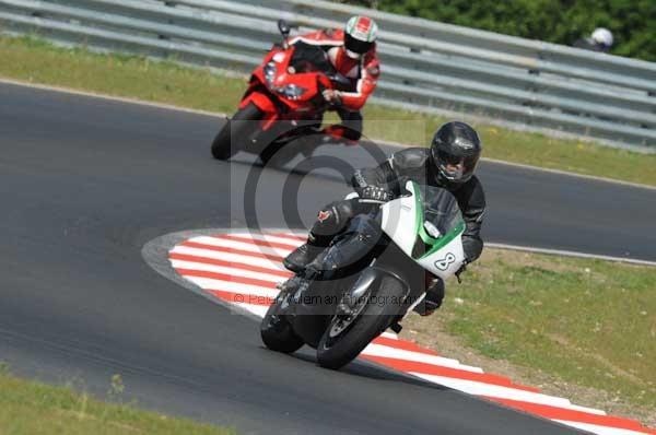 enduro digital images, endurodigitalimages, event digital images, eventdigitalimages, no limits, peter wileman photography, racing digital images, trackday digital images, trackday photos, vmcc banbury run