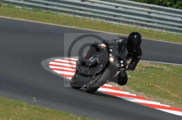 enduro digital images, endurodigitalimages, event digital images, eventdigitalimages, no limits, peter wileman photography, racing digital images, trackday digital images, trackday photos, vmcc banbury run