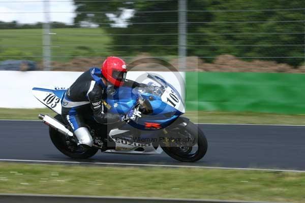 enduro digital images, endurodigitalimages, event digital images, eventdigitalimages, no limits, peter wileman photography, racing digital images, trackday digital images, trackday photos, vmcc banbury run