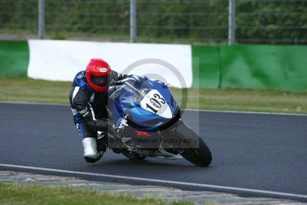 enduro digital images, endurodigitalimages, event digital images, eventdigitalimages, no limits, peter wileman photography, racing digital images, trackday digital images, trackday photos, vmcc banbury run