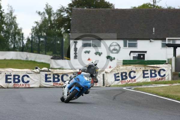 enduro digital images, endurodigitalimages, event digital images, eventdigitalimages, no limits, peter wileman photography, racing digital images, trackday digital images, trackday photos, vmcc banbury run