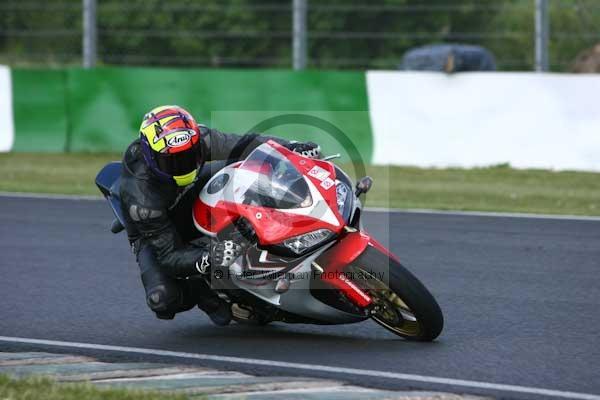 enduro digital images, endurodigitalimages, event digital images, eventdigitalimages, no limits, peter wileman photography, racing digital images, trackday digital images, trackday photos, vmcc banbury run