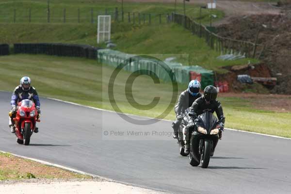 enduro digital images, endurodigitalimages, event digital images, eventdigitalimages, no limits, peter wileman photography, racing digital images, trackday digital images, trackday photos, vmcc banbury run