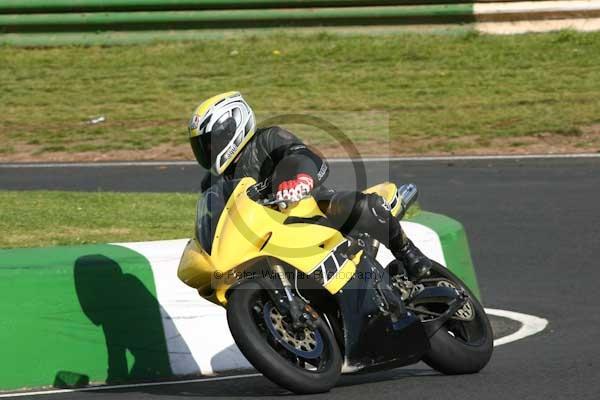 enduro digital images, endurodigitalimages, event digital images, eventdigitalimages, no limits, peter wileman photography, racing digital images, trackday digital images, trackday photos, vmcc banbury run