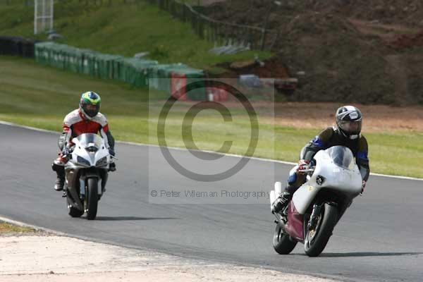 enduro digital images, endurodigitalimages, event digital images, eventdigitalimages, no limits, peter wileman photography, racing digital images, trackday digital images, trackday photos, vmcc banbury run