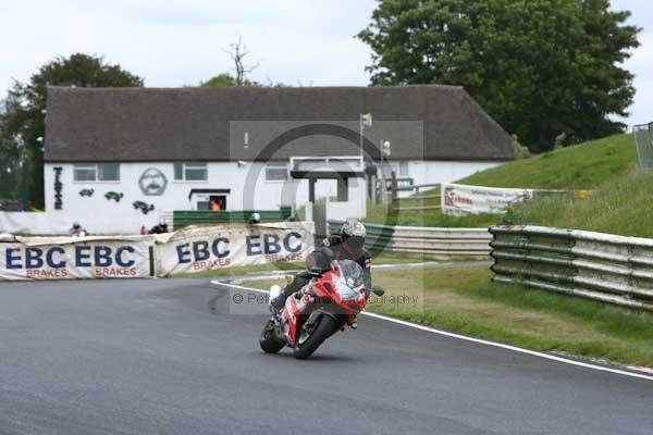 enduro digital images, endurodigitalimages, event digital images, eventdigitalimages, no limits, peter wileman photography, racing digital images, trackday digital images, trackday photos, vmcc banbury run