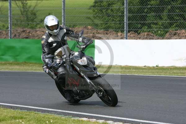 enduro digital images, endurodigitalimages, event digital images, eventdigitalimages, no limits, peter wileman photography, racing digital images, trackday digital images, trackday photos, vmcc banbury run