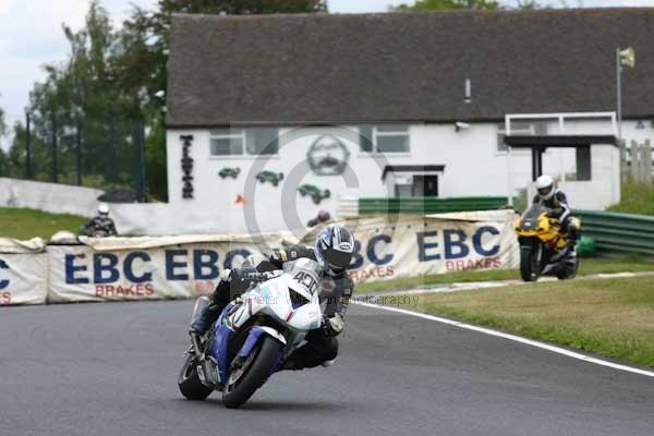 enduro digital images, endurodigitalimages, event digital images, eventdigitalimages, no limits, peter wileman photography, racing digital images, trackday digital images, trackday photos, vmcc banbury run